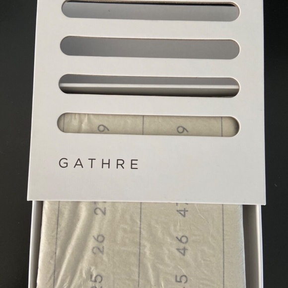 Gathre Micro Extra Small Leather Changing Mat/Baby Mat/Placemat - Numbers - Picture 3 of 3